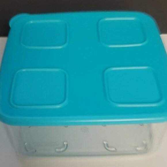 Tupperware  Clear Mates  Stackable Square Modular Storage Container 6 Cup - Teal - Picture 2 of 2